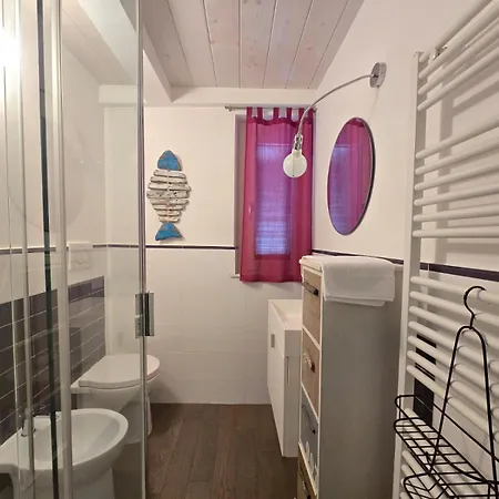 Casafra' Attico In Stile Marinaro Con Splendida Terrazza アパート *