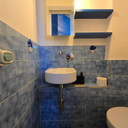 Casafra' Attico In Stile Marinaro Con Splendida Terrazza アパート チヴィタノーヴァ・マルケ