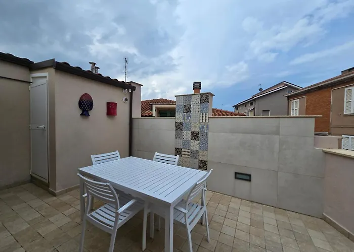 Casafra' Attico In Stile Marinaro Con Splendida Terrazza 公寓 西维尔诺瓦·马尔凯